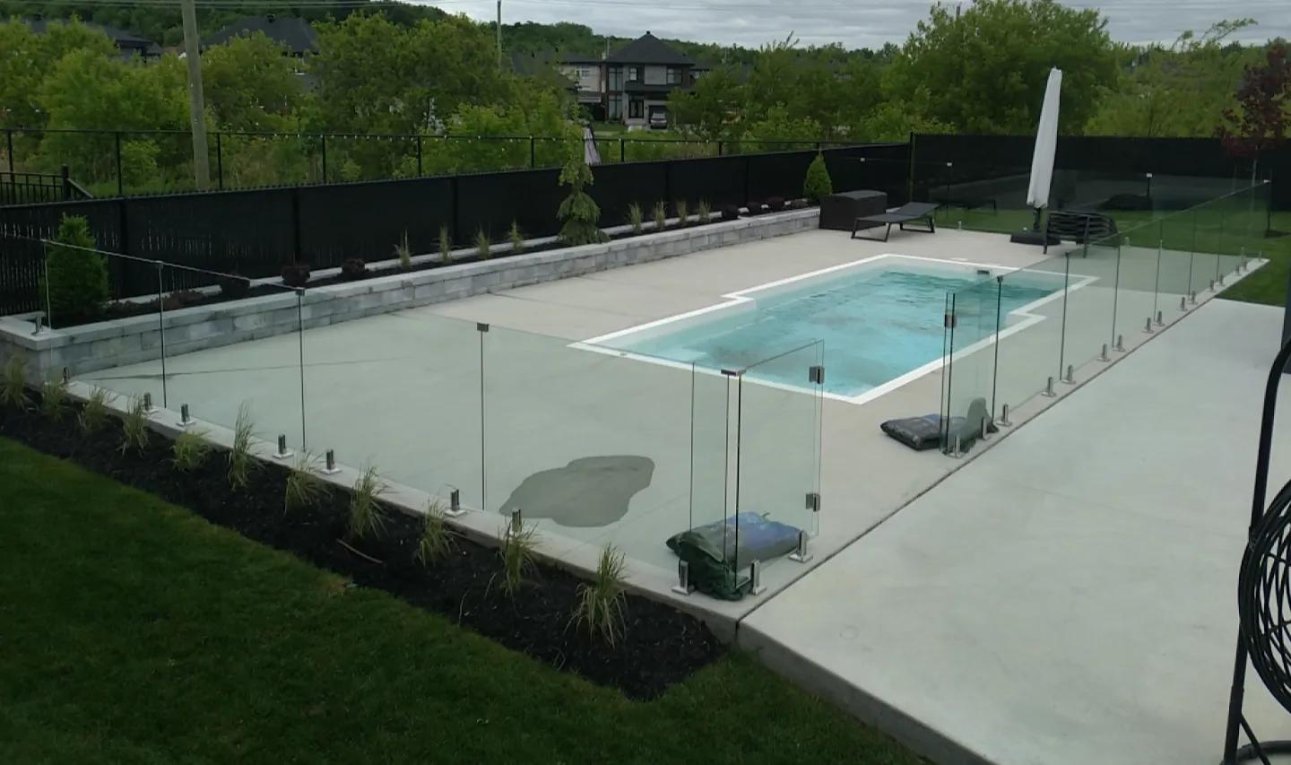 Aménagement paysager devant la maison