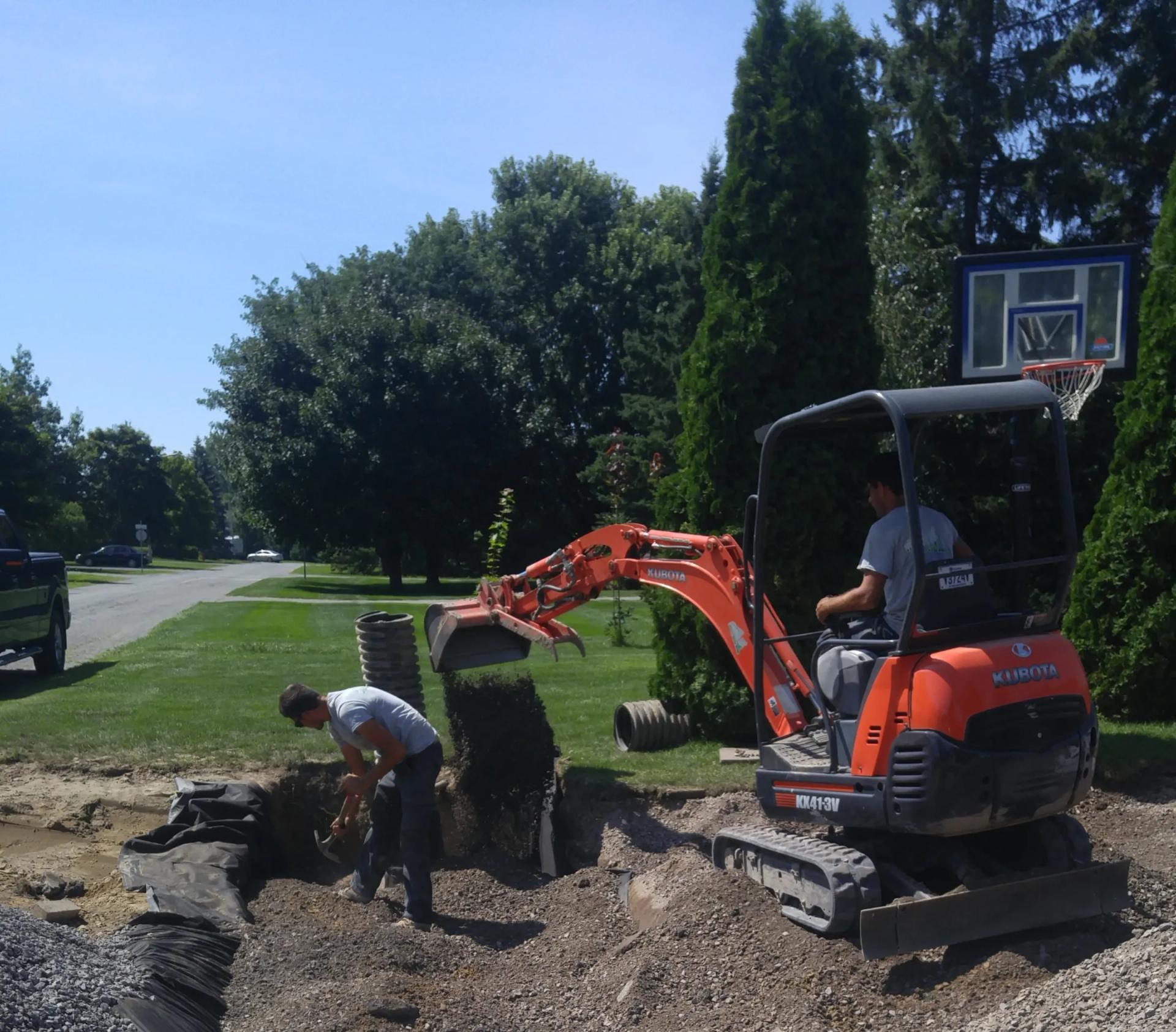 Terrassement et nivellement de terrain dans les Basses-Laurentides